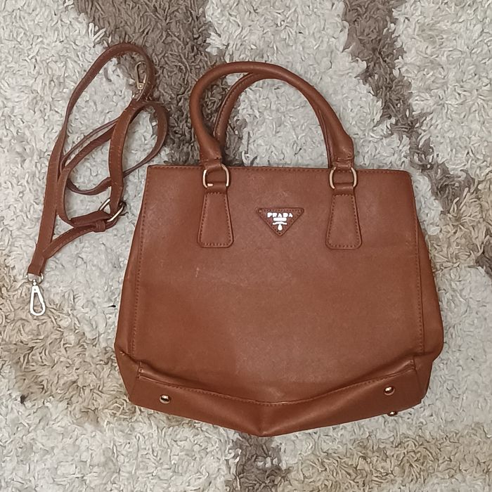 Женская сумка Prada