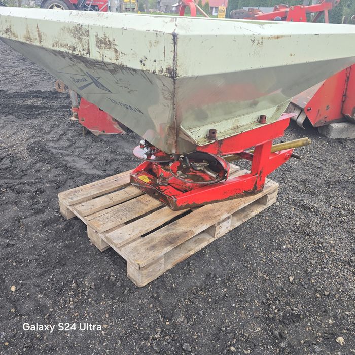 Rozsiewacz nawozu Rauch komet ZS 800 N