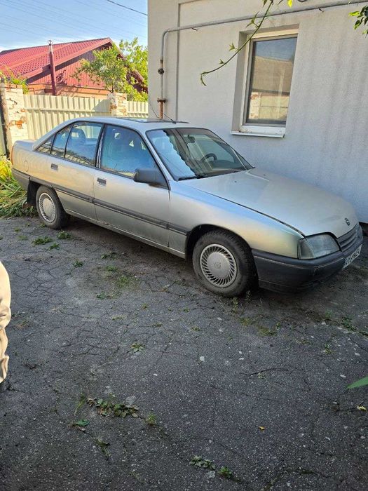 Продам свій автомобіль Opel Omega