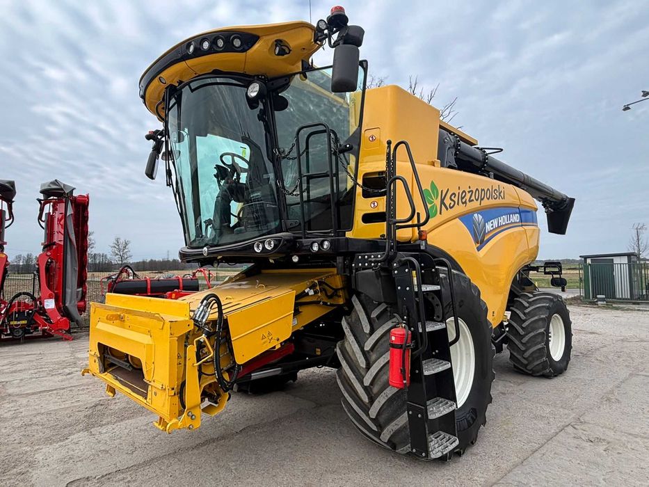 Kombajn New Holland CX7.80 DEMO