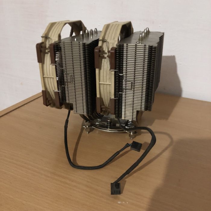 Noctua NH-D15 топове охолодження дешево 220 ват tdp