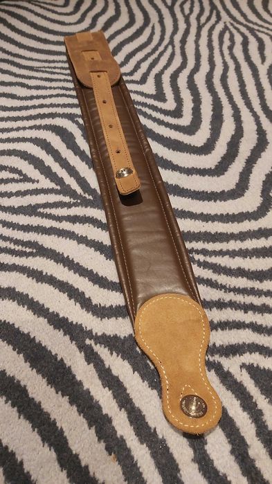 Gitara basowa Vintage V964