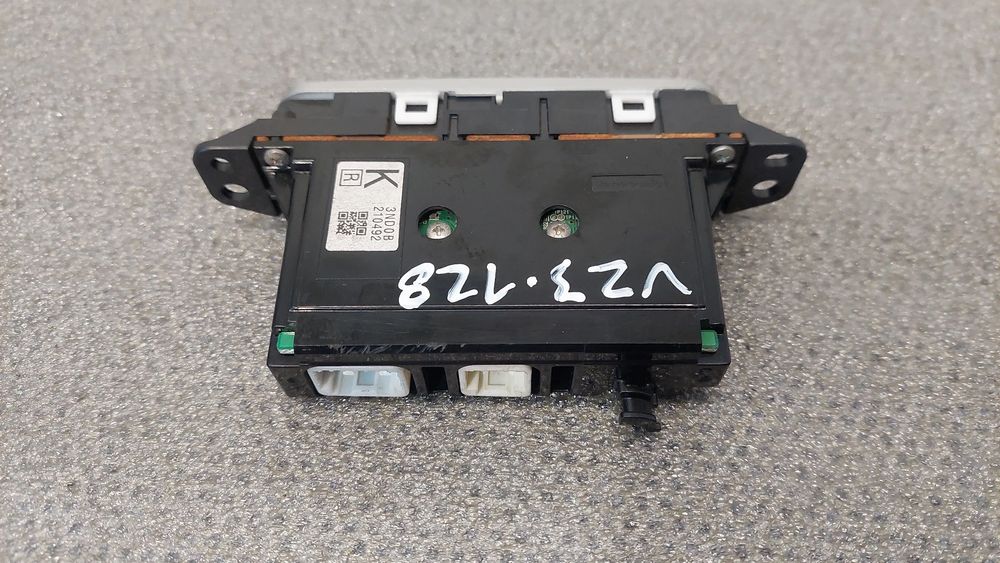 Comando / botão / interruptor multifunções NISSAN Leaf EV (ZE0)