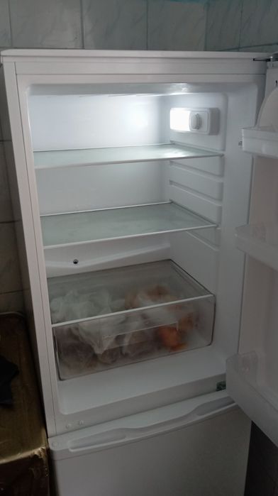 Продам холодильник EDLER