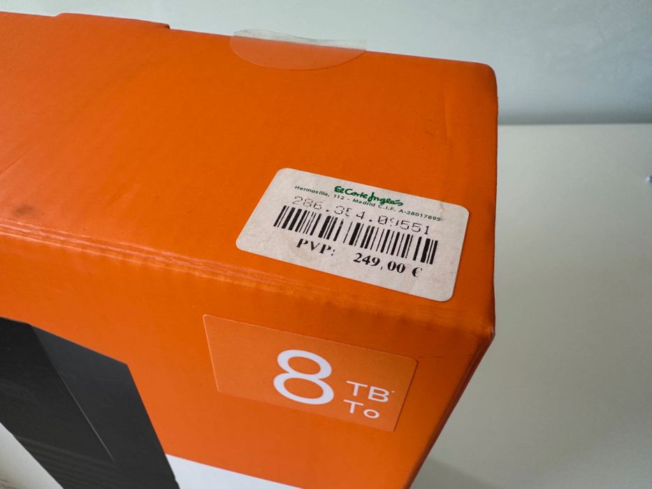 Disco Externo Western Digital WD My Book 8TB Caixa e Acessórios