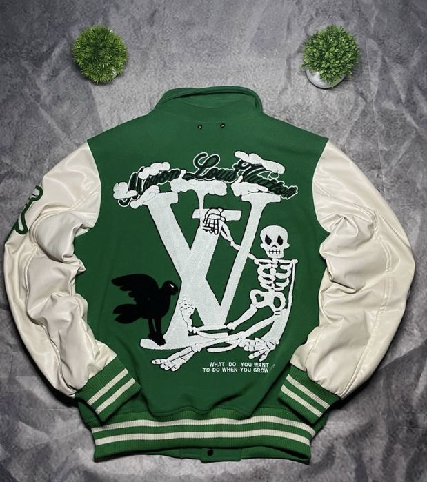 Бомбер louis vuitton поставка вещей лв боксы пуховик найк про nike pro