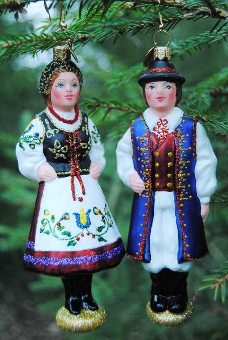 Bombki kolekcjonerskie - para w strojach kaszubskich w pudełku