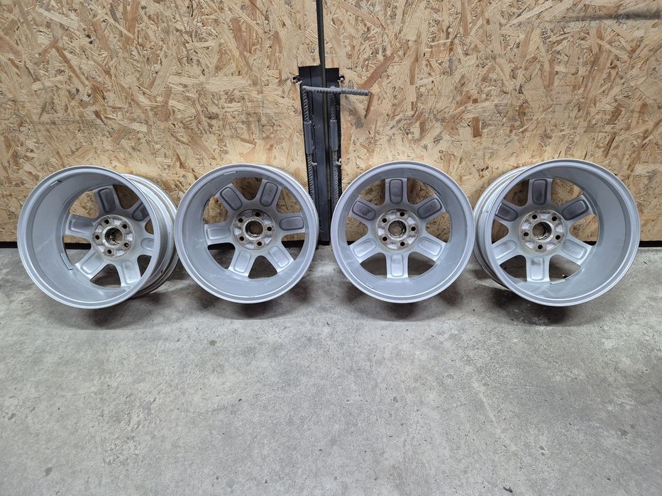 Диски 5*100, R15, Golf 4, Scoda Fabia,  Tour,