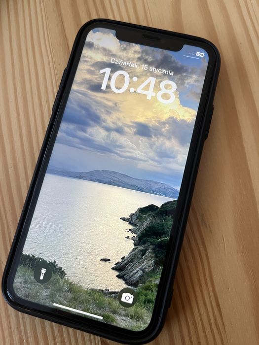 iPhone 11, 128 GB stan idealny, bateria 83%