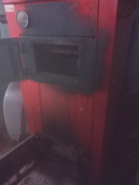 Котел твердопаливний