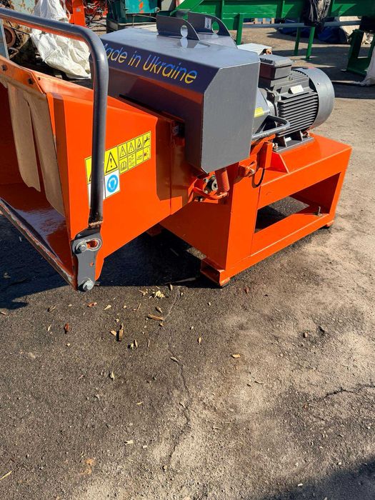 подрібнювач дробилка  електро щепоруб дробарка Олнова Хеммель