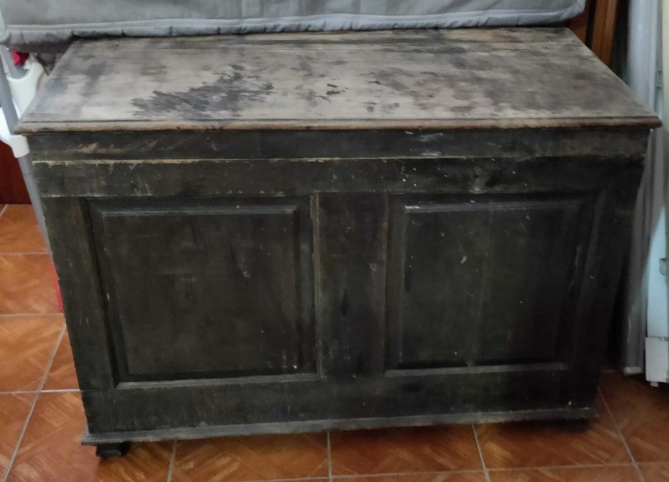 Arca/cômoda/caixa vintage