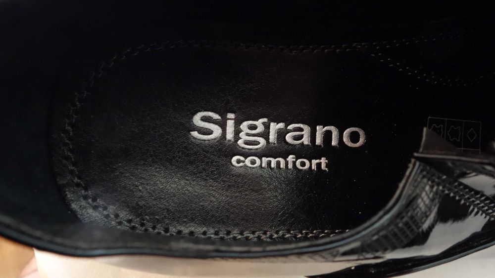 Классические лакированные туфли Sigrano