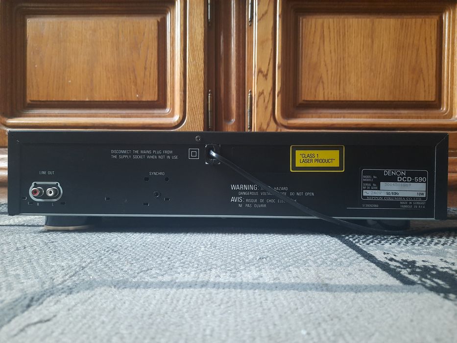 Odtwarzacz CD DANON 590