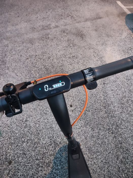 Trotinete Elétrica SEGWAY-NINEBOT E2 Pro