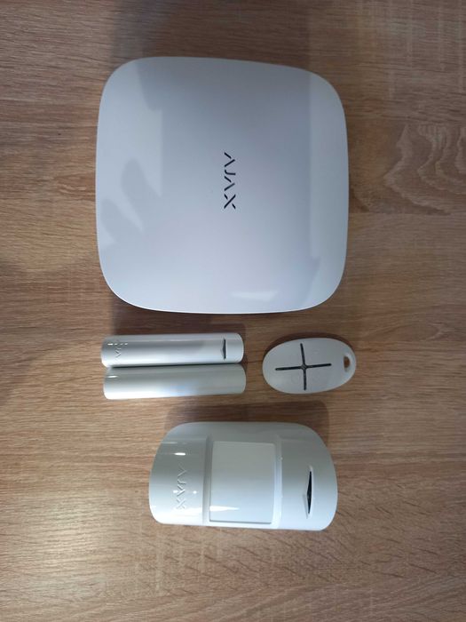 Оборонна система Ajax StarterKit