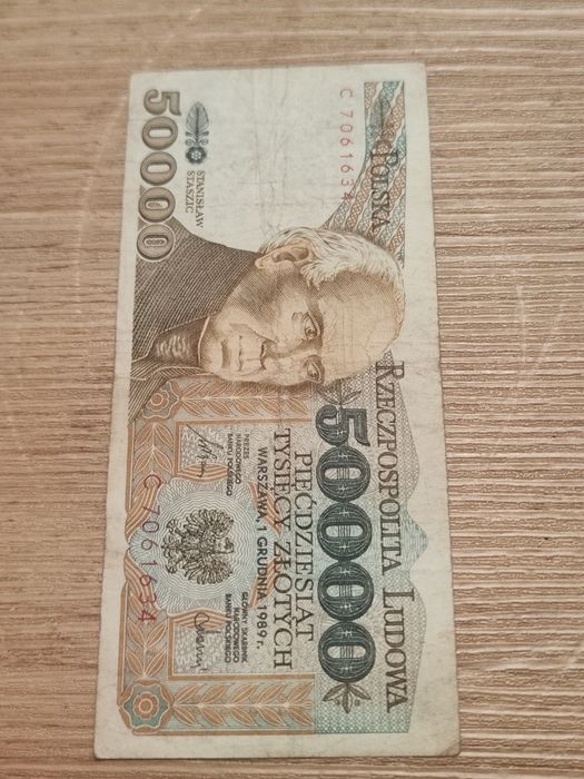 2 notas uma de 1 milhão zlotys e outra de 50 mil