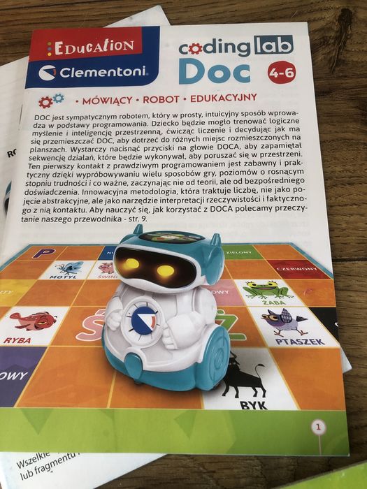 Mówiący robot edukacyjny coding lab DOC