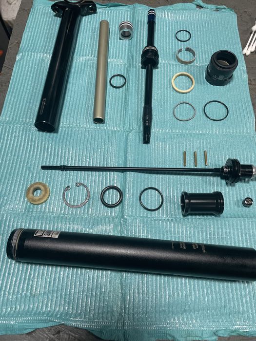 Ремонт підсиділів дроперів Rock shox Reverb, KS, fox transfer