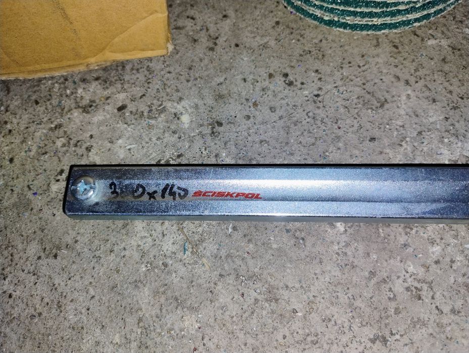 Ścisk ślusarski stolarski Ściskpol 300 x 140