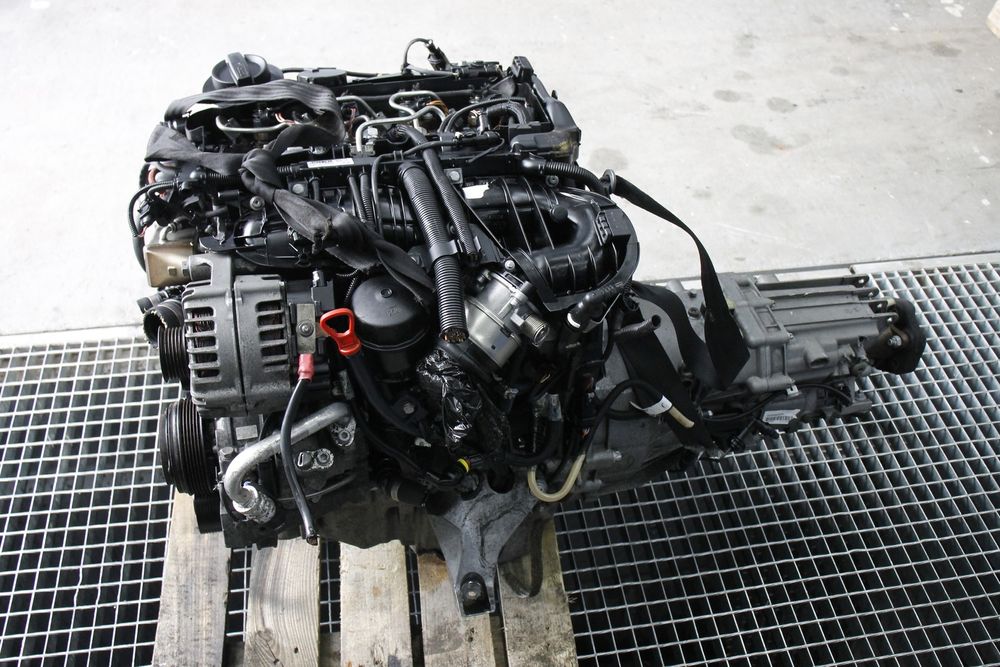 Silnik kompletny BMW e90 e87 e91 2.0D n47 -osprzęt skrzynia biegów 2012