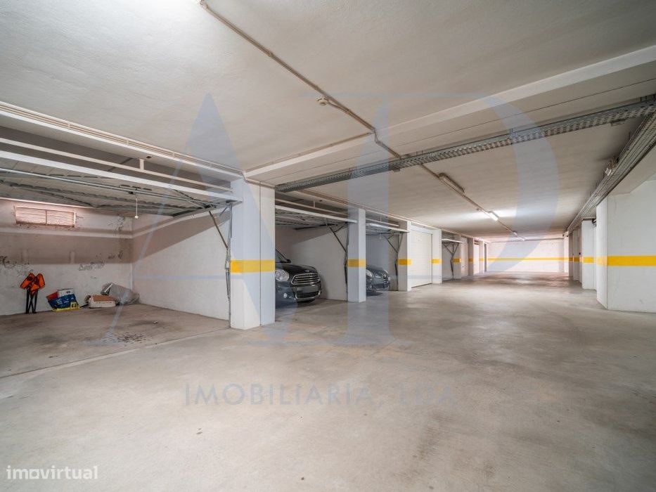 Apartamento T1 com Terraço em Fermentões