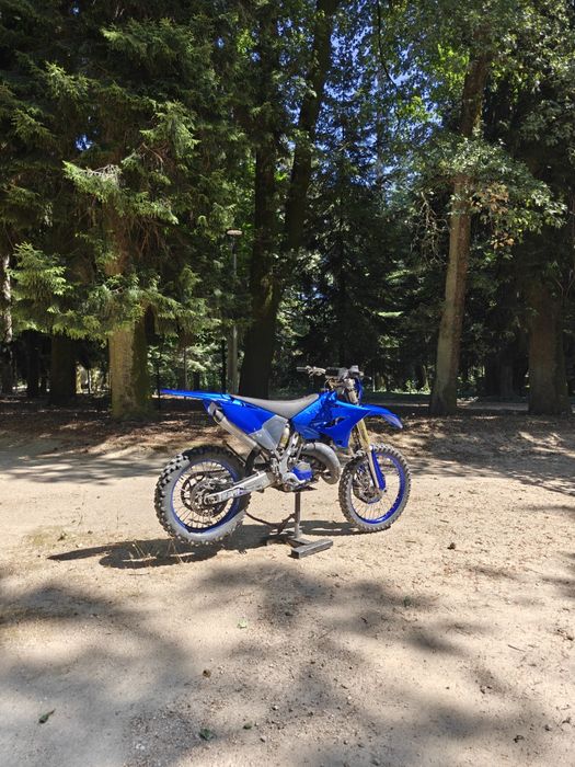 Yamaha YZ 125 matrículada