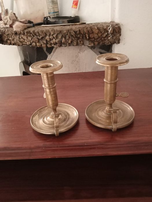 Castiçais meter velas