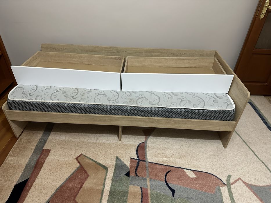 Продам два односпалтних ліжка