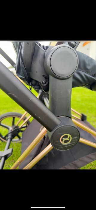 Cybex Priam 2.0 Gold Rose czarny wózek spacerówka gondola adaptery