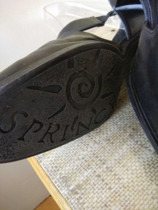 Clarks skórzane półbuty czarne rozmiar 38 wkładka 25,5cm