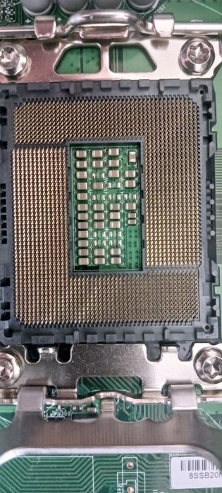 Lenovo ThinkCentre neo 50s gen3-Sem CPU/RAM/Disco