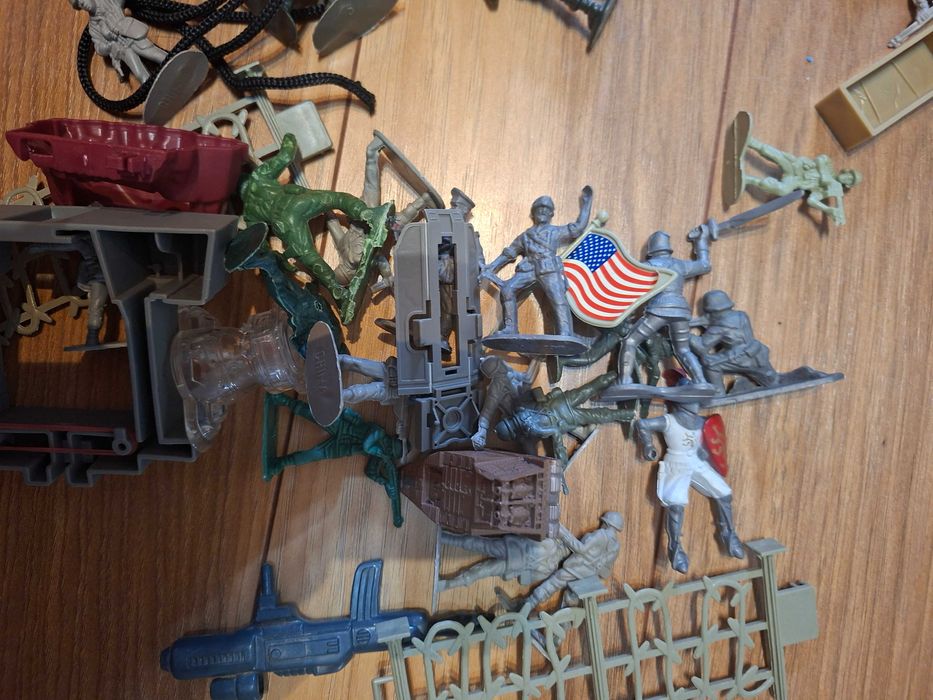 Żołnierzyki duży zestaw