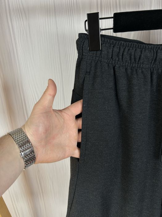 Nike Dry Mens Training шорти з красивим базовим дизайном Оригінал M