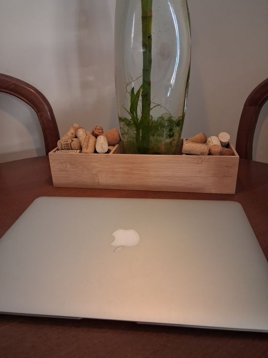 MacBook Air 2015 i5 8gb