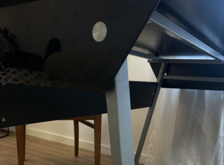 Mesa-secretaria vidro temperado