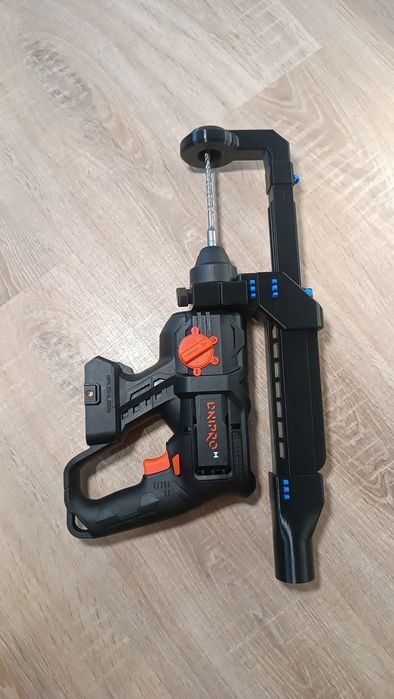 Пиловідвід для перфоратора