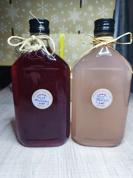 Zestaw prezentowy -ocet malinowy i jabłkowy