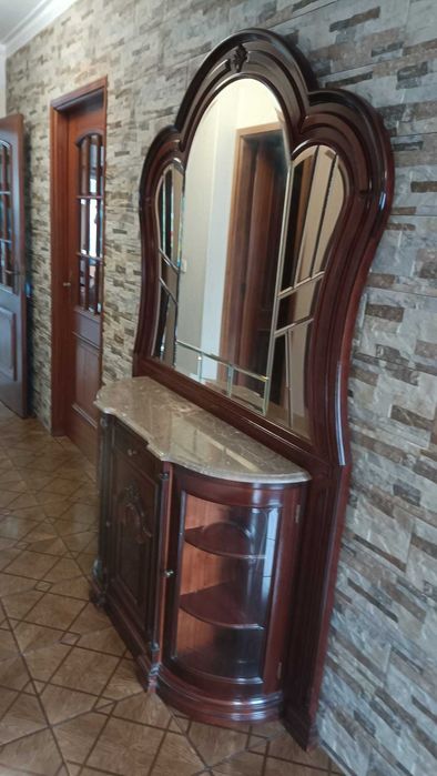 Aparador de corredor, bonito, como novo