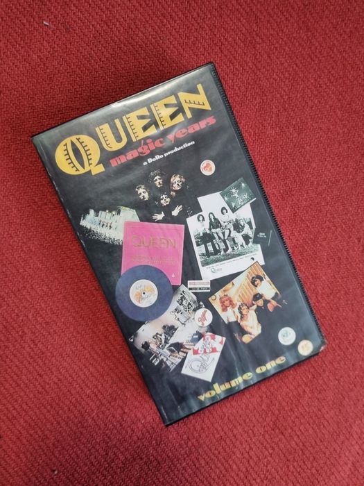 Kasety VHS zespołu quinn koncert na Wembley i nie tylko
