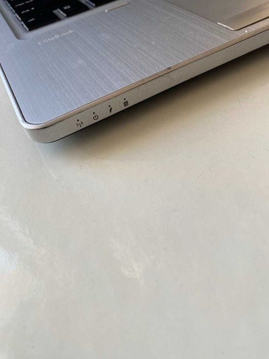 HP EliteBook Folio 9480m i5-4310U SSD Бізнес-ноутбук Б/В