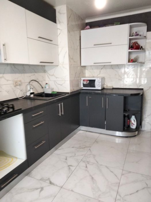 Краматорск квартира прадам или здам 12 000 с комуналком !