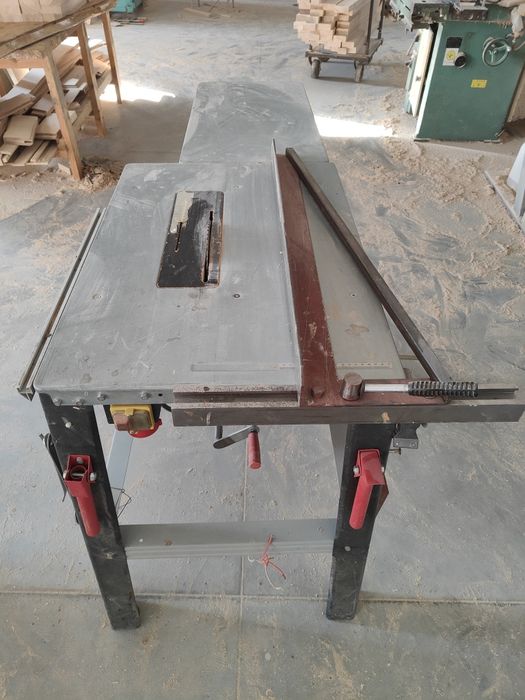Циркулярка Metabo