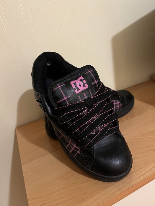 Продаются кросовки DC shoes