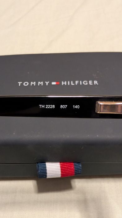 Очки для зрения Tommy Hilfiger
