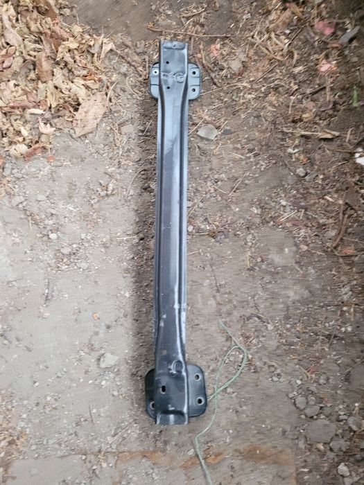 Усилитель бампера