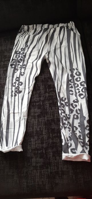 White Tiger-Print Pants64586407867651121