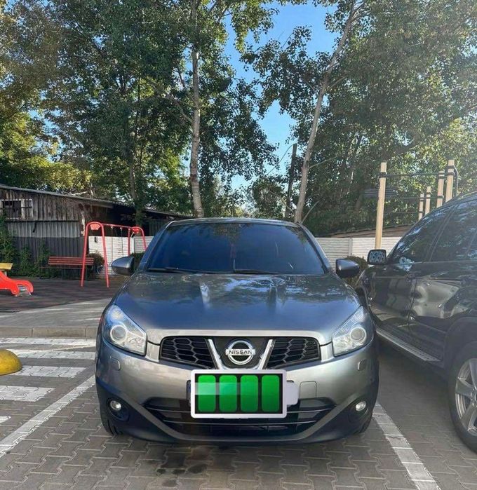 Продаю Nissan Qashqai 2.0