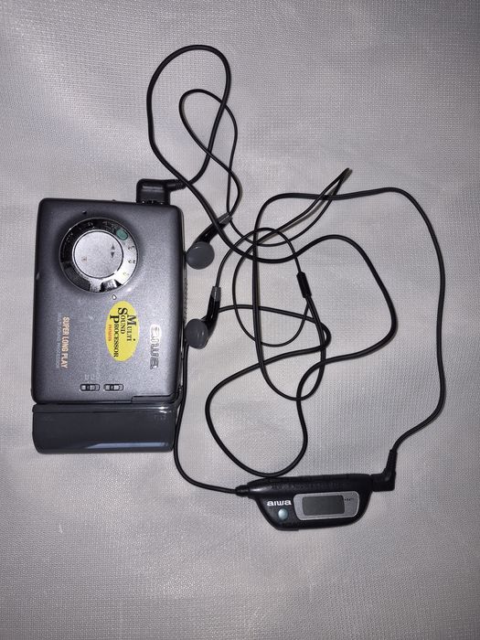 Колекційний касетний плеєр Aiwa HS-PX747 (Made in Japan) — Повністю робочий