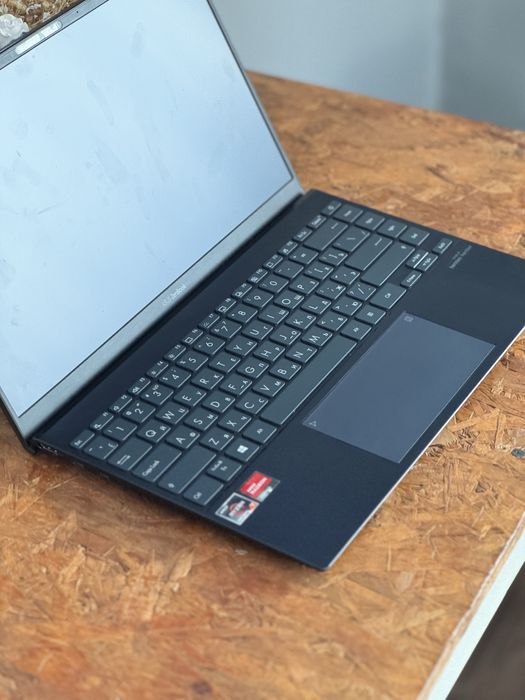 Laptop ASUS ZenBook 14,